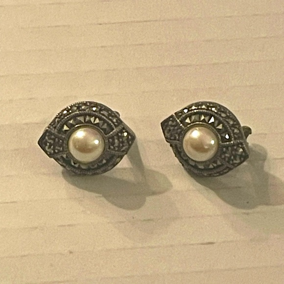 Judith Jack Elegant Sterling Silver And Pearl Stud Earrings - Picture 1 of 14